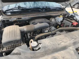 2021 Ram 1500 Big Horn z VIN 1C6SRFMT4MN518683, wystawiony jako Copart lot #63100345 z przebiegiem 60 151 mil mil oraz Czysty tytuł • Clean title. Historia ofert i sprzedaży dostępna na DreamBid. Obrazek 13.