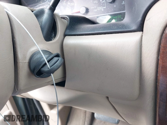 2003 Ford Windstar SEL z VIN 2FMZA53483BB41431, wystawiony jako IAAI lot #41704907 z przebiegiem 125 245 mil mil oraz . Historia ofert i sprzedaży dostępna na DreamBid. Obrazek 11.