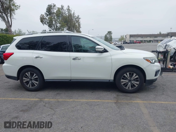 2017 Nissan Pathfinder SL with VIN 5N1DR2MN9HC682875, listed as a IAAI auction lot 42045618 with 157,149 mi miles and . Bid and sale history available at DreamBid. Image 13.
