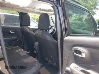 2018 Jeep Renegade Latitude with VIN ZACCJBBB2JPH59443, listed as a IAAI auction lot 42555557 with 66,689 mi miles and . Bid and sale history available at DreamBid. Image 8.
