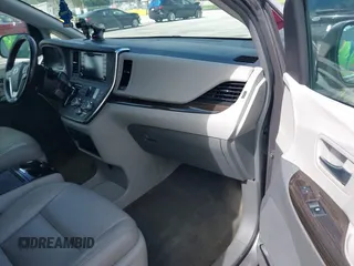 2019 Toyota Sienna XLE Auto Access Seat with VIN 5TDYZ3DC3KS980743, listed as a IAAI auction lot 42753501 with 147,122 mi miles and . Bid and sale history available at DreamBid. Image 5.