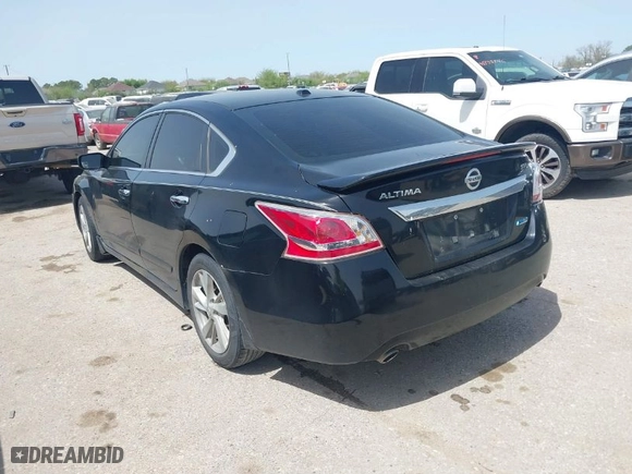 2014 Nissan Altima 2.5 S with VIN 1N4AL3AP4EN220542, listed as a IAAI auction lot 41839499 with 127,135 mi miles. Bid and sale history available at carsss.com. Image 3.