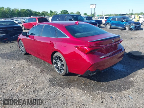 2019 Toyota Avalon XLE with VIN 4T1BZ1FB6KU013498, listed as a IAAI auction lot 42085943 with 61,851 mi miles. Bid and sale history available at carsss.com. Image 3.