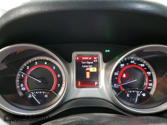 2015 Dodge Journey SXT with VIN 3C4PDDBG6FT600909, listed as a Copart auction lot 46151545 with 121,827 mi miles and Salvage Title. Bid and sale history available at DreamBid. Image 9.
