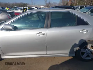 2012 Toyota Camry L with VIN 4T1BF1FK8CU075740, listed as a IAAI auction lot 41412392 with 330,907 mi miles. Bid and sale history available at carsss.com. Image 14.