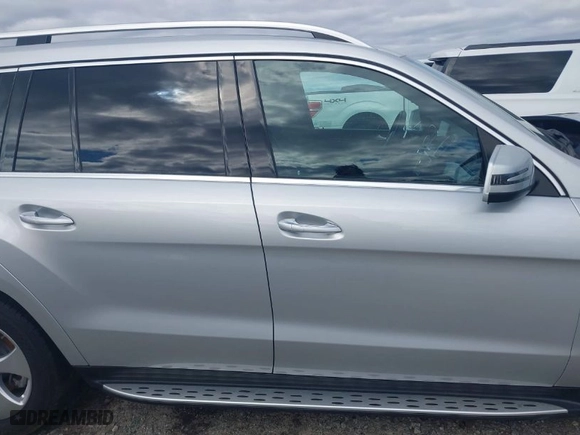 2019 Mercedes-Benz GLS with VIN 4JGDF6EE3KB233199, listed as a IAAI auction lot 41709658 with 89,471 mi miles. Bid and sale history available at carsss.com. Image 12.