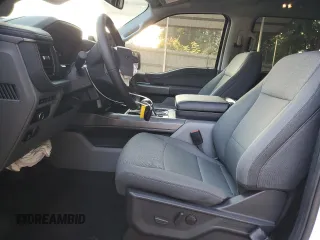 2024 Ford F-150 Lightning Flash с VIN 1FT6W3L7XRWG07097, выставлен на аукционе Copart как лот 76047344 с пробегом 2 172 миль миль и Списание • Salvage title. История ставок и продаж доступна на DreamBid. Изображение 7.
