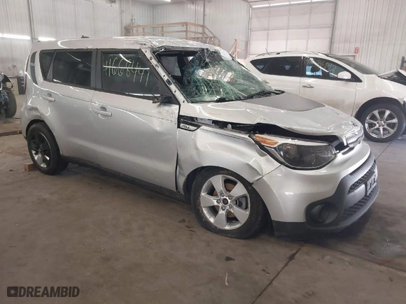 2017 Kia Soul with VIN KNDJN2A26H7466892, listed as a IAAI auction lot 41668441 with 103,768 mi miles. Bid and sale history available at carsss.com. Image 1.