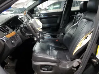 2013 Lincoln MKS with VIN 1LNHL9EK8DG611332, listed as a Copart auction lot 58043345 with 118,910 mi miles and Non repairable. Bid and sale history available at DreamBid. Image 7.