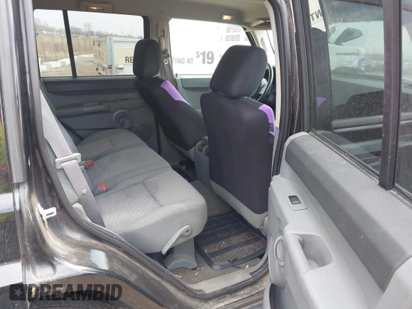 2007 Jeep Commander Sport with VIN 1J8HG48K17C651084, listed as a IAAI auction lot 42064395 with 212,057 mi miles. Bid and sale history available at carsss.com. Image 8.