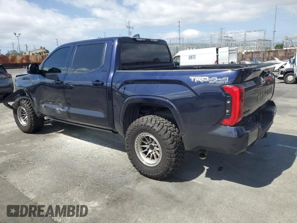 2024 Toyota Tundra SR5 с VIN 5TFLA5DBXRX158501, выставлен на аукционе Copart как лот 56897765 с пробегом 12 998 миль миль и Списание • Salvage title. История ставок и продаж доступна на DreamBid. Изображение 2.