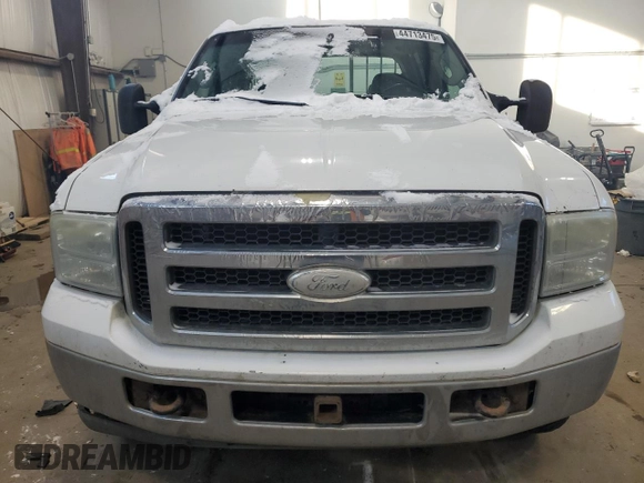 2007 Ford F-350 XL z VIN 1FTWW31P97EB38008, wystawiony jako Copart lot #44713475 z przebiegiem 239 310 mil mil oraz Szkoda całkowita • Salvage title. Historia ofert i sprzedaży dostępna na DreamBid. Obrazek 5.