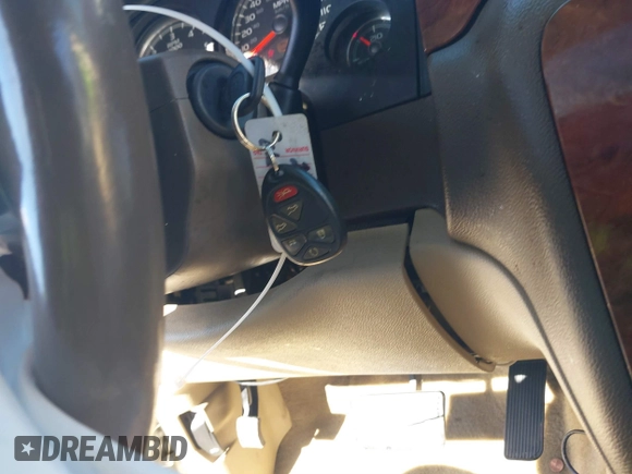 2014 Chevrolet Tahoe LTZ z VIN 1GNSCCE00ER228911, wystawiony jako IAAI lot #41732239 z przebiegiem 216 743 mil mil oraz . Historia ofert i sprzedaży dostępna na DreamBid. Obrazek 11.