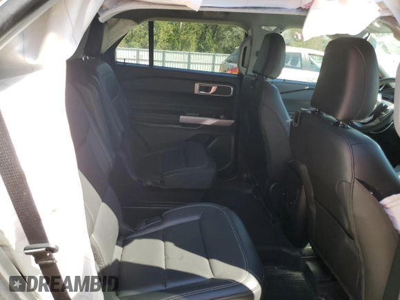 2024 Ford Explorer XLT with VIN 1FMSK7DHXRGA16167, listed as a Copart auction lot 48586445 with 17,440 mi miles and Salvage Title. Bid and sale history available at carsss.com. Image 11.