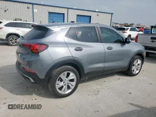 2024 Buick Encore GX Preferred z VIN KL4AMBSLXRB205414, wystawiony jako Copart lot #51475825 z przebiegiem 11 163 mil mil oraz Szkoda całkowita • Salvage title. Historia ofert i sprzedaży dostępna na DreamBid. Obrazek 3.