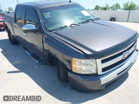 2010 Chevrolet Silverado 1500 LT with VIN 3GCRCSE06AG138545, listed as a IAAI auction lot 41990971 with 243,252 mi miles and . Bid and sale history available at DreamBid. Image 6.