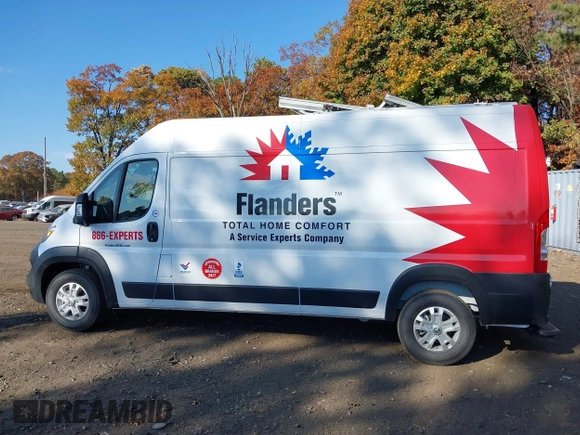 2024 Ram ProMaster Cargo Tradesman with VIN 3C6LRVDG6RE125555, listed as a IAAI auction lot 40639262 with 18 mi miles and . Bid and sale history available at DreamBid. Image 14.