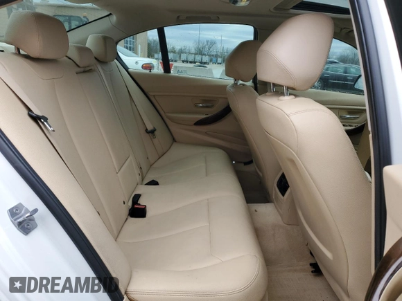 2015 BMW 3 Series 320i xDrive with VIN WBA3C3C51FP663992, listed as a Copart auction lot 44150065 with 171,785 mi miles and Salvage Title. Bid and sale history available at carsss.com. Image 10.