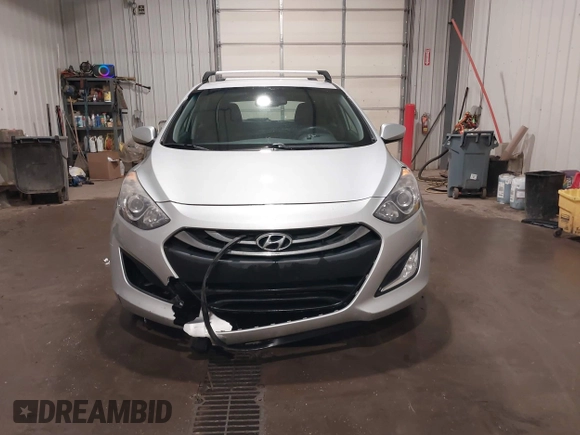 2013 Hyundai Elantra с VIN KMHD35LE4DU055414, выставлен на аукционе IAAI как лот 42023070 с пробегом 177 379 миль миль и . История ставок и продаж доступна на DreamBid. Изображение 12.