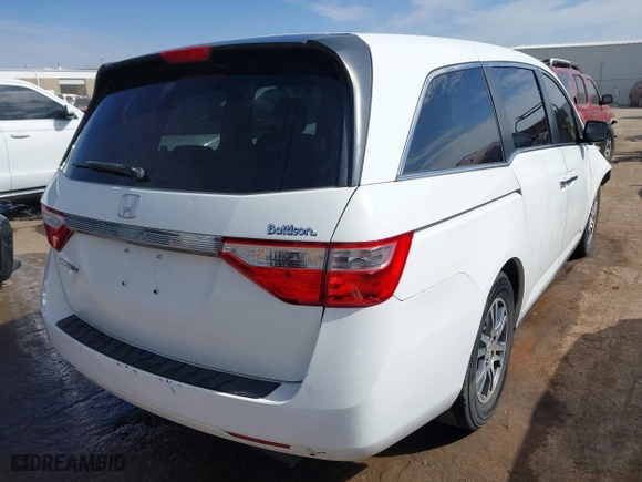 2012 Honda Odyssey EX with VIN 5FNRL5H49CB078480, listed as a IAAI auction lot 41673975 with 136,288 mi miles. Bid and sale history available at carsss.com. Image 4.