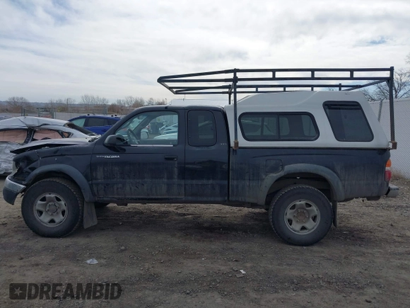 2003 Toyota Tacoma with VIN 5TEWN72N53Z176334, listed as a IAAI auction lot 41774810 with 190,543 mi miles. Bid and sale history available at carsss.com. Image 14.
