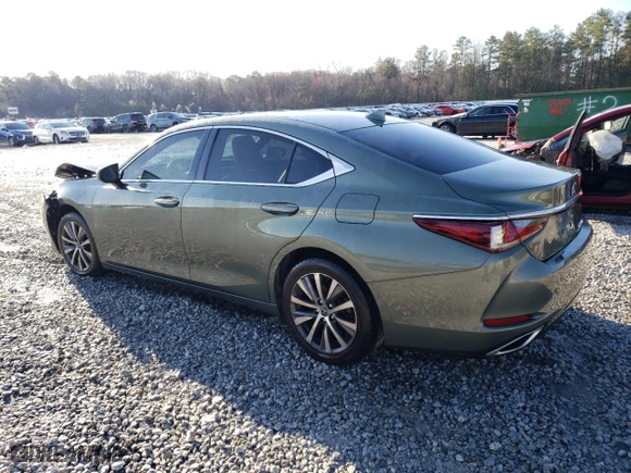 2019 Lexus ES with VIN 58ABZ1B11KU023085, listed as a Copart auction lot 47948015 with 70,676 mi miles and Salvage Title. Bid and sale history available at carsss.com. Image 2.