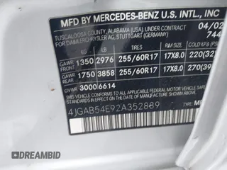 2002 Mercedes-Benz M-Class with VIN 4JGAB54E92A352889, listed as a IAAI auction lot 41805001 with 174,758 mi miles. Bid and sale history available at carsss.com. Image 9.