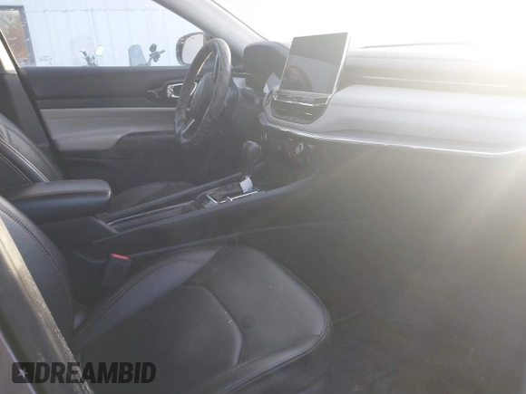 2022 Jeep Compass Limited z VIN 3C4NJDCB9NT105007, wystawiony jako IAAI lot #41334808 z przebiegiem 36 363 mil mil oraz . Historia ofert i sprzedaży dostępna na DreamBid. Obrazek 5.
