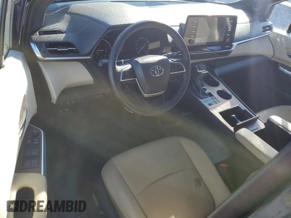 2024 Toyota Sienna XLE with VIN 5TDJSKFC6RS109729, listed as a Copart auction lot 49429595 with 17,404 mi miles and Salvage Title. Bid and sale history available at DreamBid. Image 8.