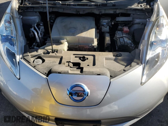 2015 Nissan LEAF S with VIN 1N4AZ0CP3FC332935, listed as a Copart auction lot 44052215 with 111,104 mi miles and Clean Title. Bid and sale history available at DreamBid. Image 11.