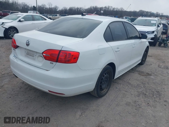 2014 Volkswagen Jetta SE z VIN 3VWD17AJ7EM265918, wystawiony jako IAAI lot #41631974 z przebiegiem 175 028 mil mil oraz . Historia ofert i sprzedaży dostępna na DreamBid. Obrazek 4.