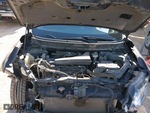 2016 Nissan Rogue SL with VIN 5N1AT2MV4GC893887, listed as a IAAI auction lot 40992682 with 186,792 mi miles and . Bid and sale history available at DreamBid. Image 10.