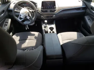 2025 Nissan Altima SV z VIN 1N4BL4DV8SN385784, wystawiony jako Copart lot #59095405 z przebiegiem 1 635 mil mil oraz Czysty tytuł • Clean title. Historia ofert i sprzedaży dostępna na DreamBid. Obrazek 8.