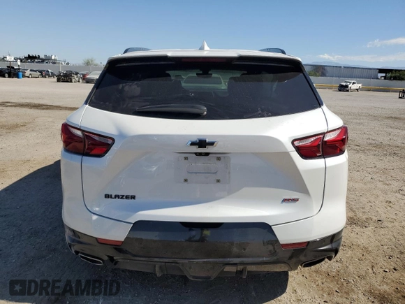 2020 Chevrolet Blazer RS z VIN 3GNKBERS4LS622402, wystawiony jako Copart lot #62028845 z przebiegiem 64 632 mil mil oraz Szkoda całkowita • Salvage title. Historia ofert i sprzedaży dostępna na DreamBid. Obrazek 6.