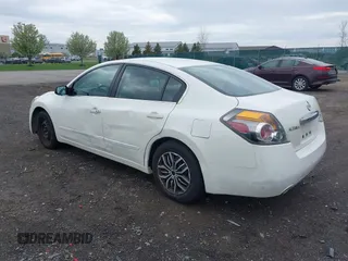 2012 Nissan Altima 2.5 with VIN 1N4AL2AP0CN437562, listed as a IAAI auction lot 42202345 with 167,272 mi miles and . Bid and sale history available at DreamBid. Image 3.