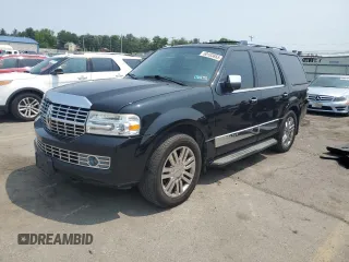 2007 Lincoln Navigator with VIN 5LMFU28507LJ08503, listed as a Copart auction lot 60103655 with 179,486 mi miles and Salvage title. Bid and sale history available at DreamBid. Image 1.