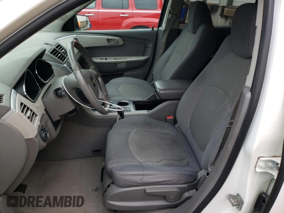 2012 Chevrolet Traverse LS z VIN 1GNKRFED7CJ396589, wystawiony jako Copart lot #52630935 z przebiegiem 130 670 mil mil oraz Szkoda całkowita • Salvage title. Historia ofert i sprzedaży dostępna na DreamBid. Obrazek 7.