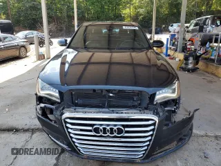 2013 Audi A8 4.0L z VIN WAUR2AFD5DN009591, wystawiony jako Copart lot #63635535 z przebiegiem 159 321 mil mil oraz Czysty tytuł • Clean title. Historia ofert i sprzedaży dostępna na DreamBid. Obrazek 5.