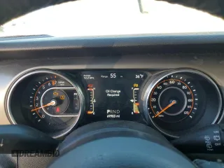 2018 Jeep Wrangler Unlimited Sport S with VIN 1C4HJXDG7JW298738, listed as a Copart auction lot 49312355 with 69,983 mi miles and Salvage title. Bid and sale history available at DreamBid. Image 9.
