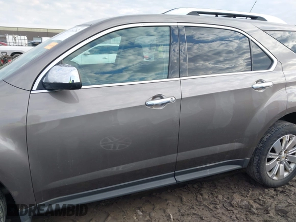2010 Chevrolet Equinox LT w/2LT with VIN 2CNFLPEY8A6363983, listed as a IAAI auction lot 41781282 with 229,762 mi miles. Bid and sale history available at carsss.com. Image 14.