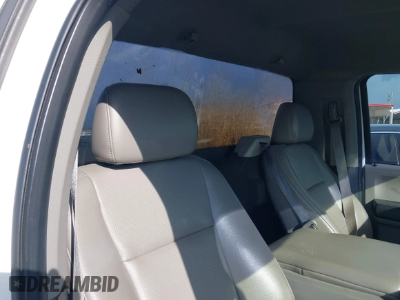 2019 Ford F-150 XL with VIN 1FTMF1CB3KKD35652, listed as a IAAI auction lot 42463370 with 96,129 mi miles and . Bid and sale history available at DreamBid. Image 8.