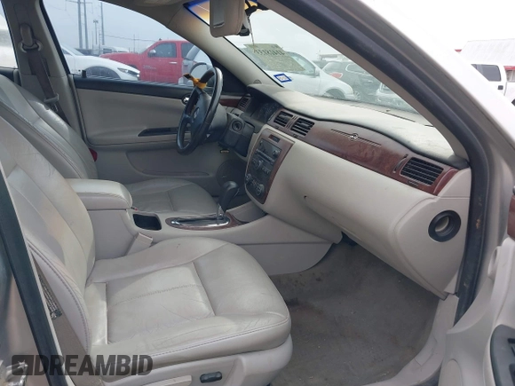 2006 Chevrolet Impala SS with VIN 2G1WD58C369348134, listed as a IAAI auction lot 41418133 with 214,104 mi miles and . Bid and sale history available at DreamBid. Image 5.