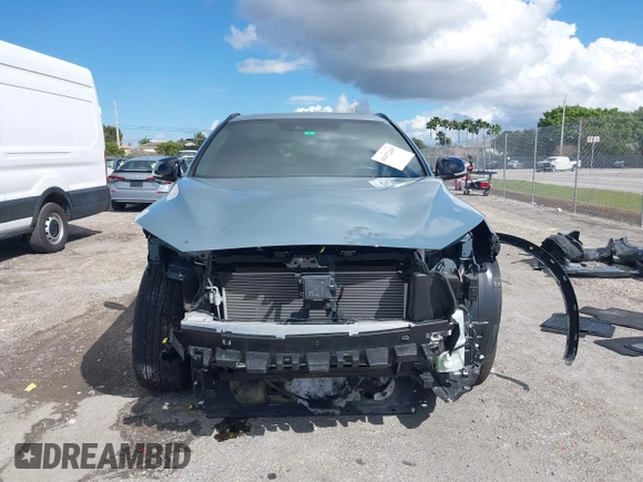 2023 Infiniti QX55 Luxe z VIN 3PCAJ5JRXPF117396, wystawiony jako IAAI lot #41672269 z przebiegiem 9 708 mil mil oraz . Historia ofert i sprzedaży dostępna na DreamBid. Obrazek 13.
