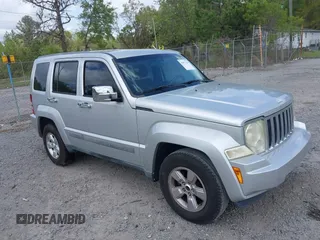 2012 Jeep Liberty Sport Latitude z VIN 1C4PJLAK9CW126713, wystawiony jako IAAI lot #41917147 z przebiegiem 226 028 mil mil oraz . Historia ofert i sprzedaży dostępna na DreamBid. Obrazek 1.
