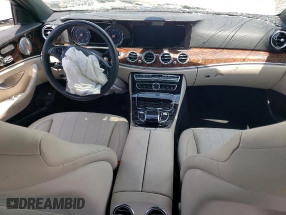 2017 Mercedes-Benz E 300 Luxury with VIN WDDZF4KB5HA017528, listed as a Copart auction lot 61452885 with 48,301 mi miles and Salvage title. Bid and sale history available at DreamBid. Image 8.
