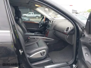 2009 Mercedes-Benz GL-Class 5.5L with VIN 4JGBF86E29A453158, listed as a IAAI auction lot 41919268 with 158,054 mi miles. Bid and sale history available at carsss.com. Image 5.