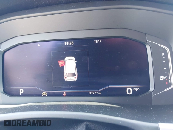 2022 Volkswagen Atlas SE with VIN 1V2WR2CA2NC542530, listed as a IAAI auction lot 41913358 with 37,977 mi miles and . Bid and sale history available at DreamBid. Image 7.