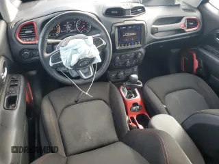 2021 Jeep Renegade Trailhawk z VIN ZACNJDC10MPN36104, wystawiony jako Copart lot #56463785 z przebiegiem 36 114 mil mil oraz Szkoda całkowita • Salvage title. Historia ofert i sprzedaży dostępna na DreamBid. Obrazek 8.