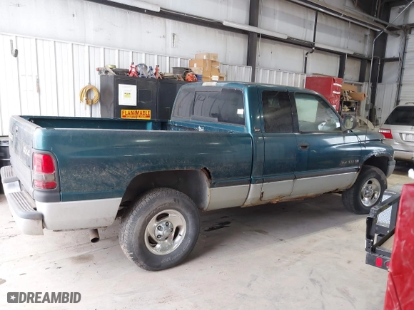 1998 Dodge Ram 1500 with VIN 3B7HF13Z1WG234475, listed as a IAAI auction lot 41523893 with 195,646 mi miles. Bid and sale history available at carsss.com. Image 14.