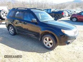 2010 Subaru Forester 2.5X with VIN JF2SH6BC3AH775862, listed as a IAAI auction lot 41858844 with 290,504 mi miles. Bid and sale history available at carsss.com. Image 1.